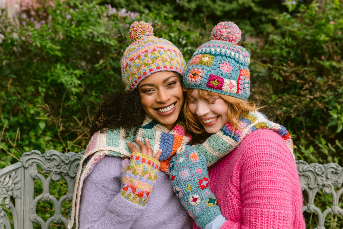Woodstock Crochet Hat / Turquoise
