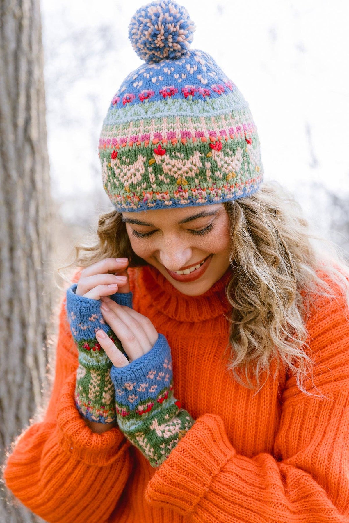 Heirloom Hen Handwarmer / Blue