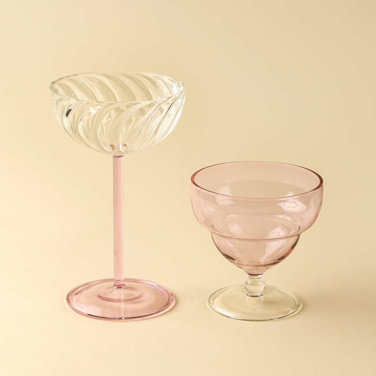 Savoy Coupe Glass / Pink