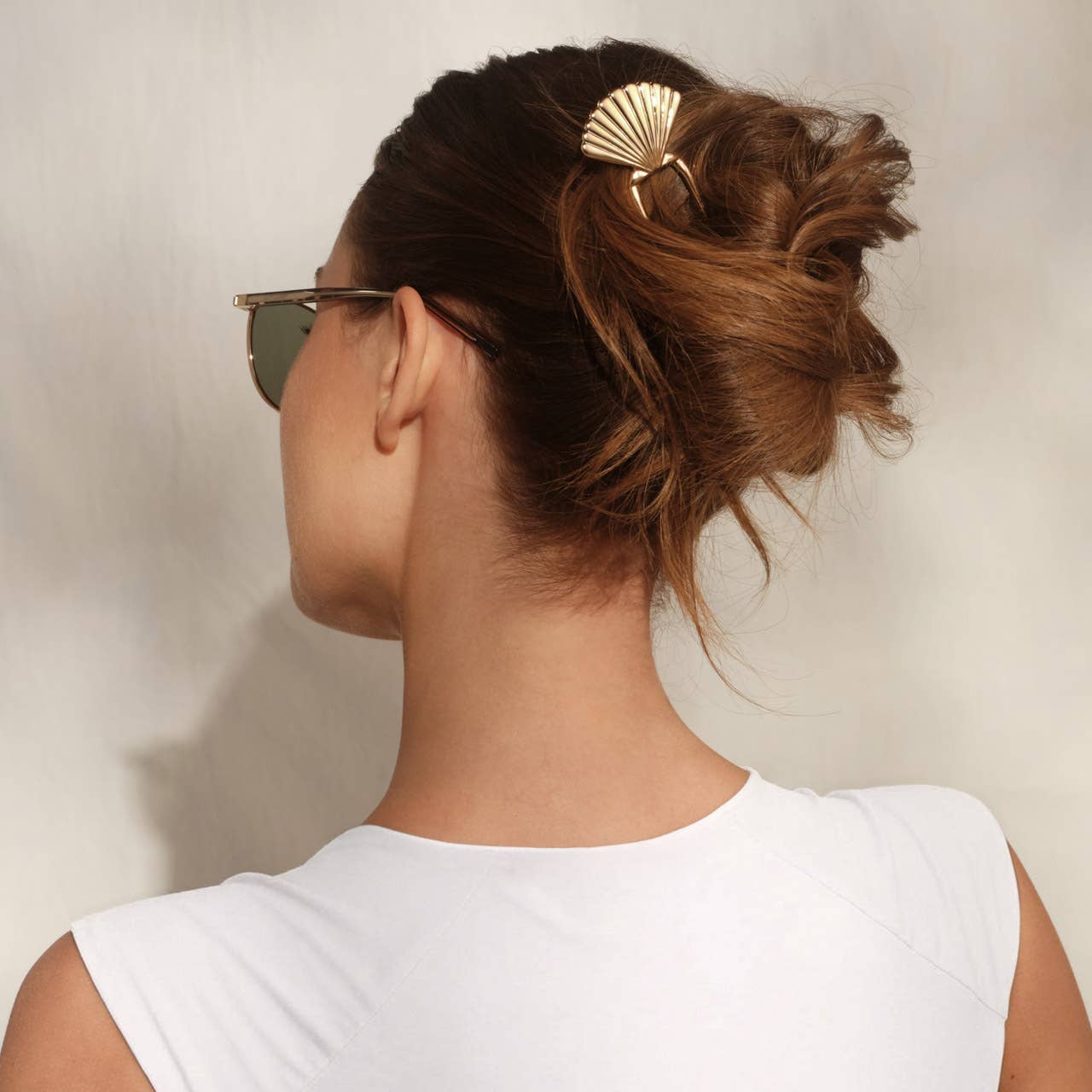 Metal Clam Shell French Hair Pin / Gold - From Juniper With Love