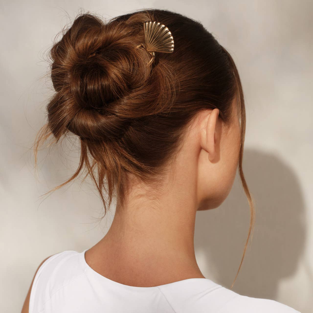 Metal Clam Shell French Hair Pin / Gold - From Juniper With Love