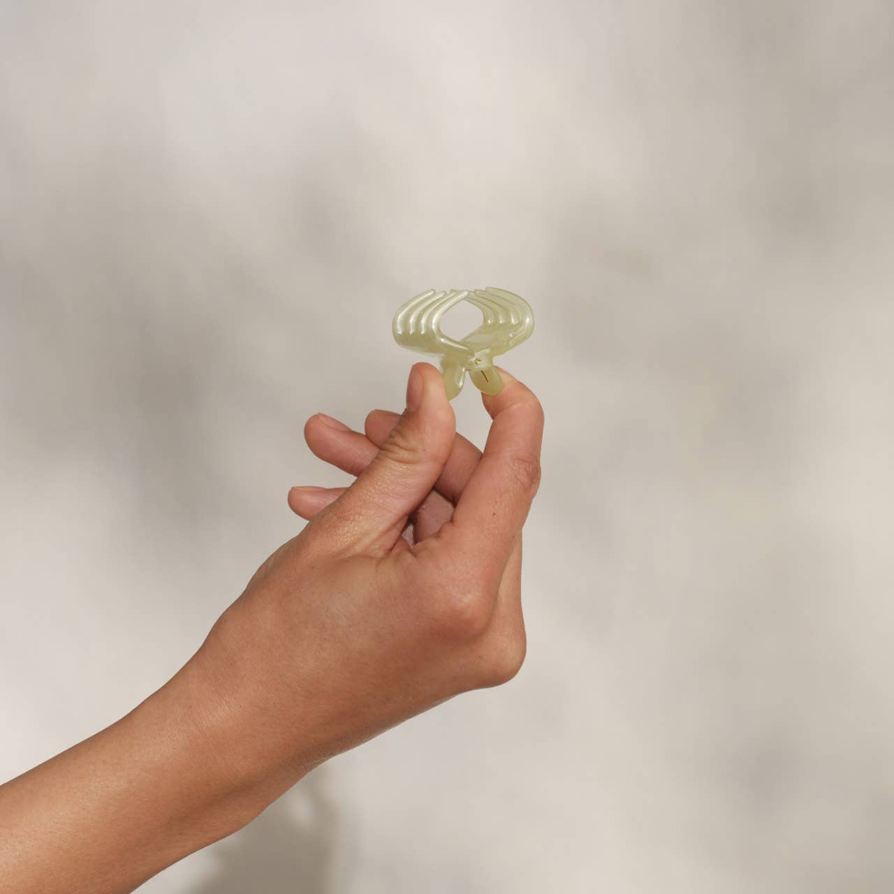 Mini Jelly Cloud Clips 8pc Set / Pearlized Cream & Butter Yellow - From Juniper With Love
