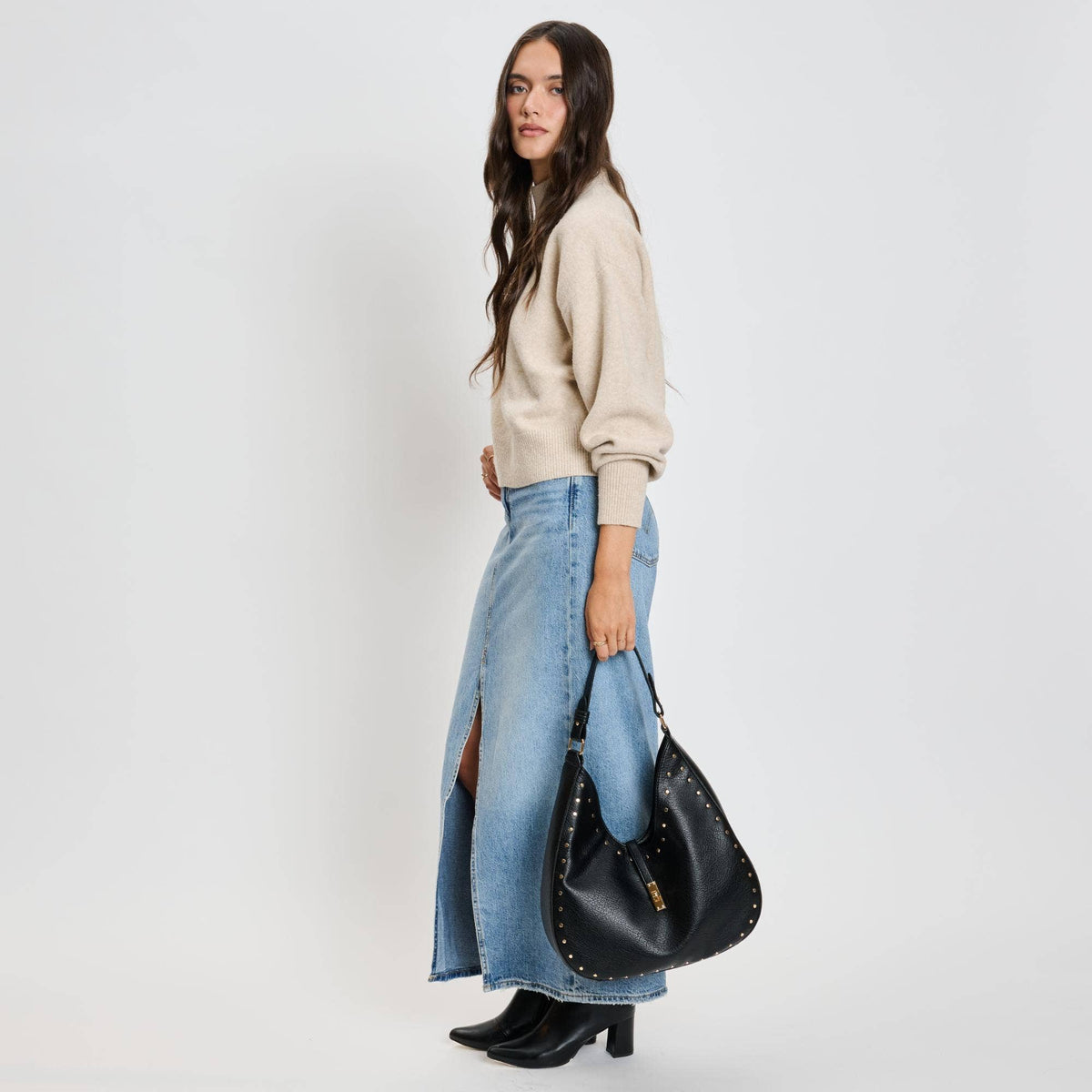 Olivia Hobo / Black - From Juniper With Love