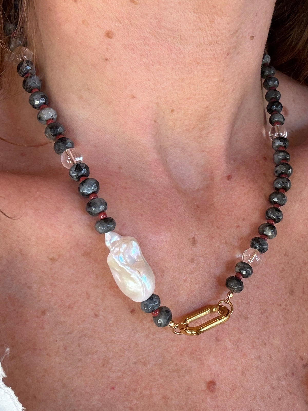 Keepsake Strand / Dark & Stormy