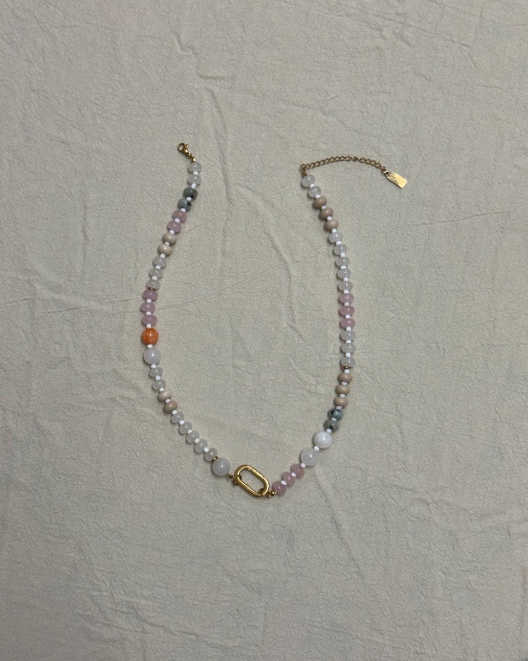 Keepsake Strand Necklace / Linen Light