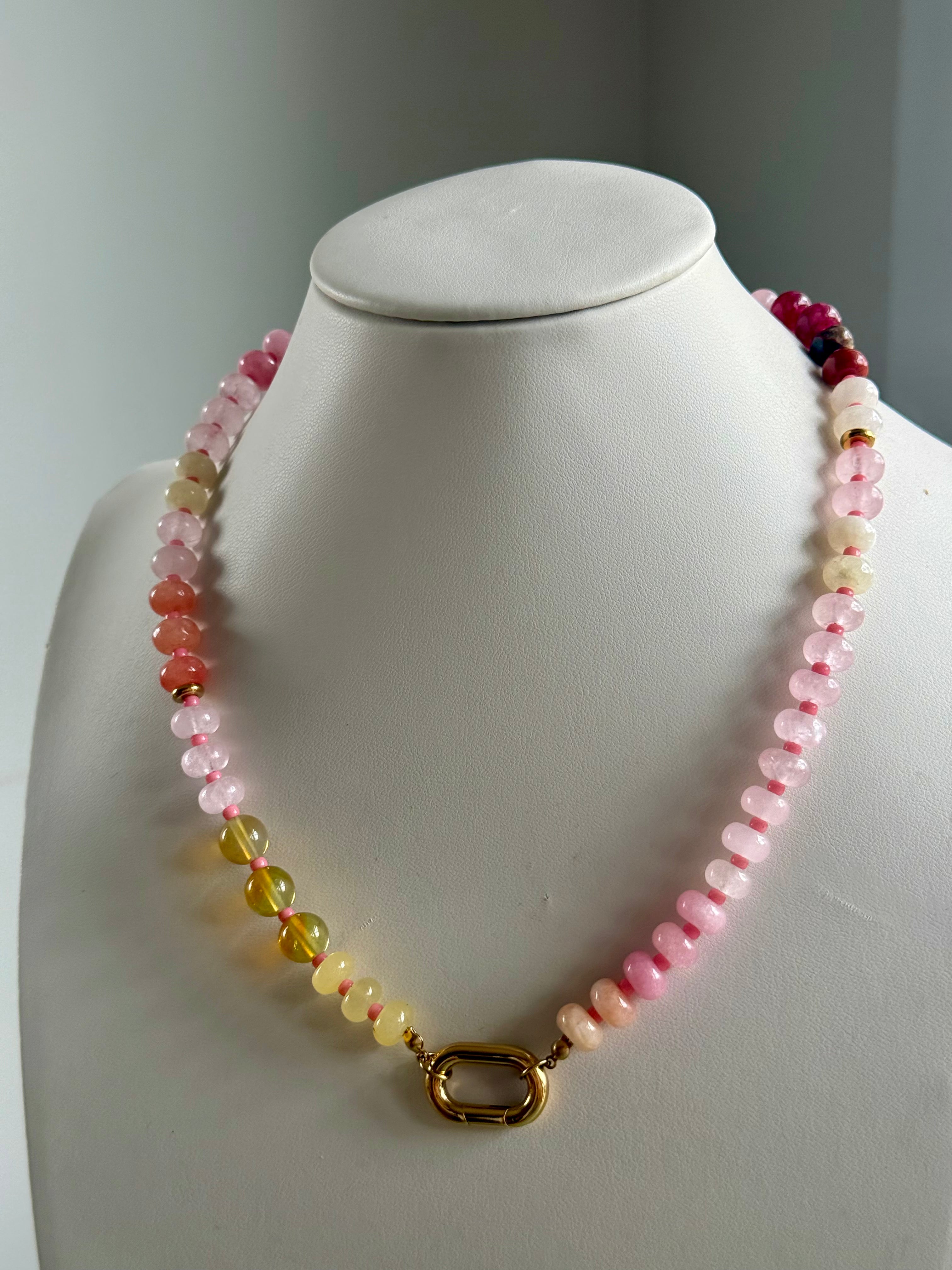 Keepsake Strand Necklace Elise, pink and pale yellow beads with a gold-tone clasp.