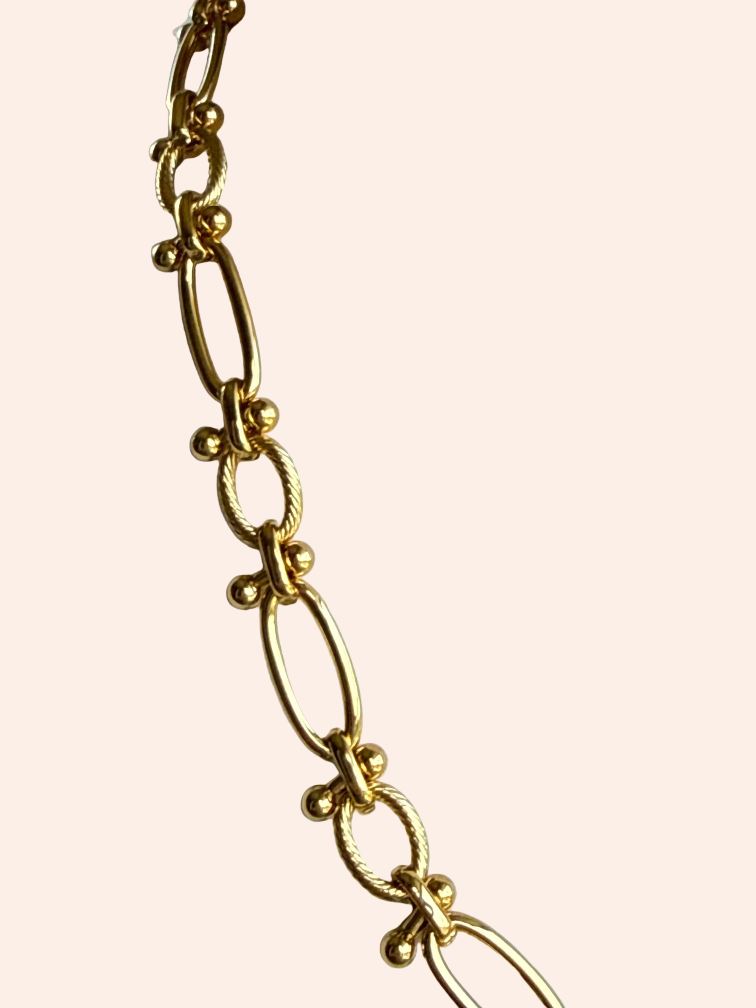 Signature Chain / Golden Hour Link Necklace with gold-tone elongated oval links.